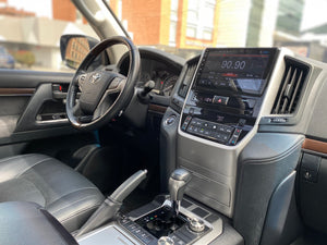 Toyota Land Cruiser 200 GX-R Modelo 2021