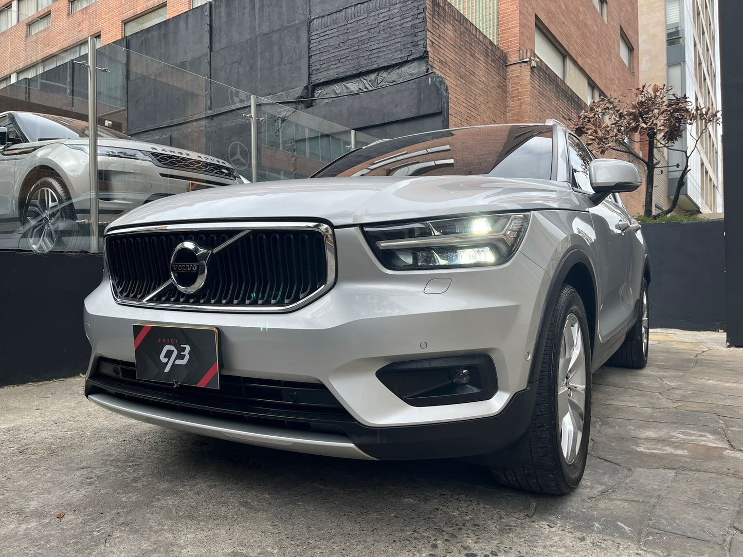 Volvo XC40 T2 Momentum Modelo 2019