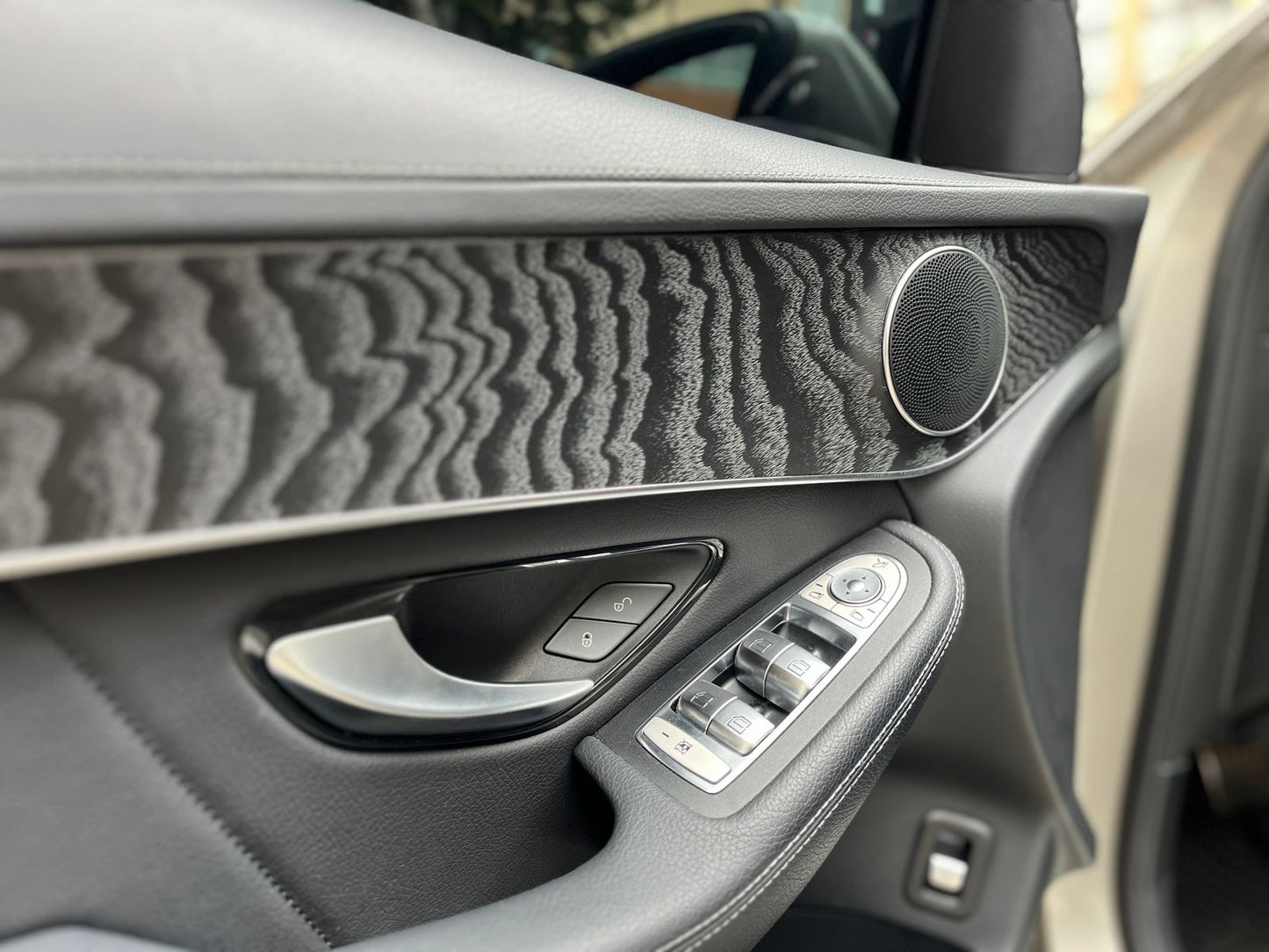 Mercedes-Benz GLC 300e 4MATIC Modelo 2023