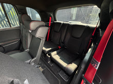 Cargar imagen en el visor de la galería, Mercedes Benz GLB 35 AMG 4MATIC
