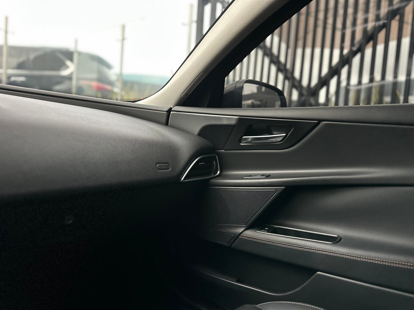 Jaguar XE Prestige Modelo 2018