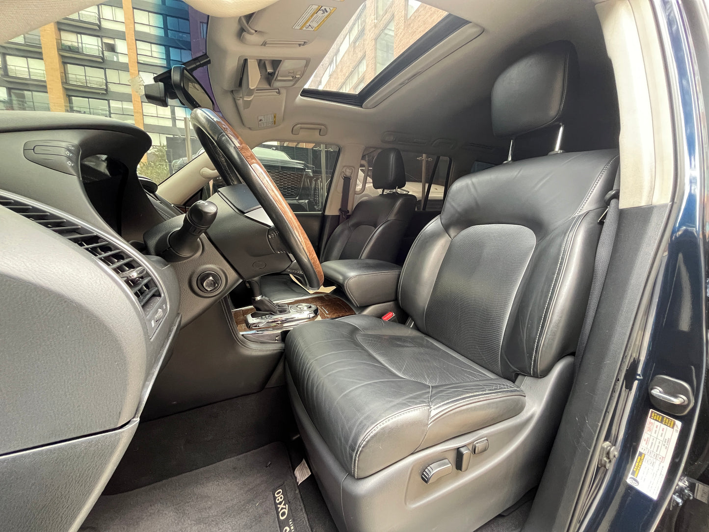 Infiniti QX80 Modelo 2017 - Autos 93