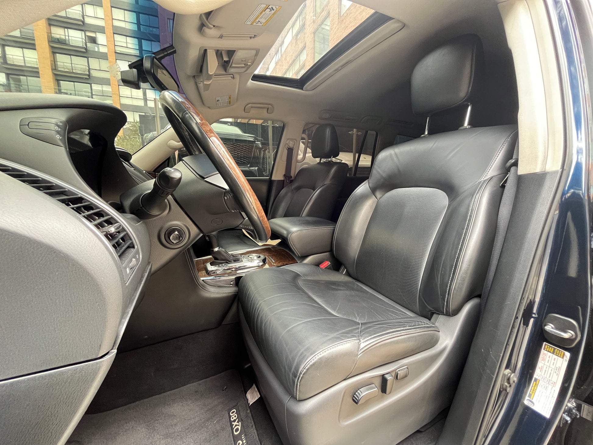 Infiniti QX80 Modelo 2017 - Autos 93