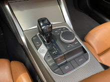 Cargar imagen en el visor de la galería, BMW M440I xDrive Cabriolet Modelo 2022
