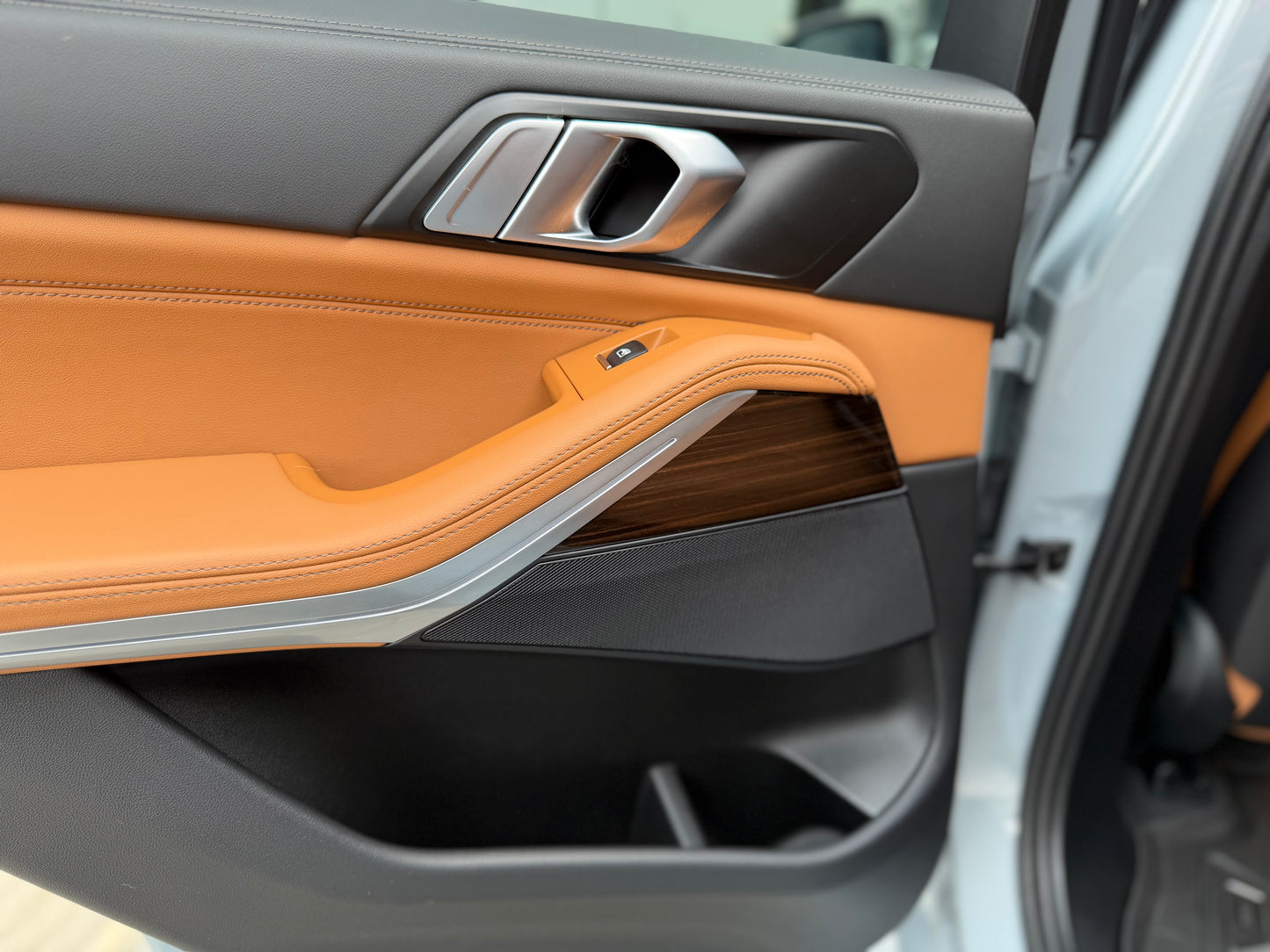 BMW X5 xDrive50e M Modelo 2024 - Autos 93