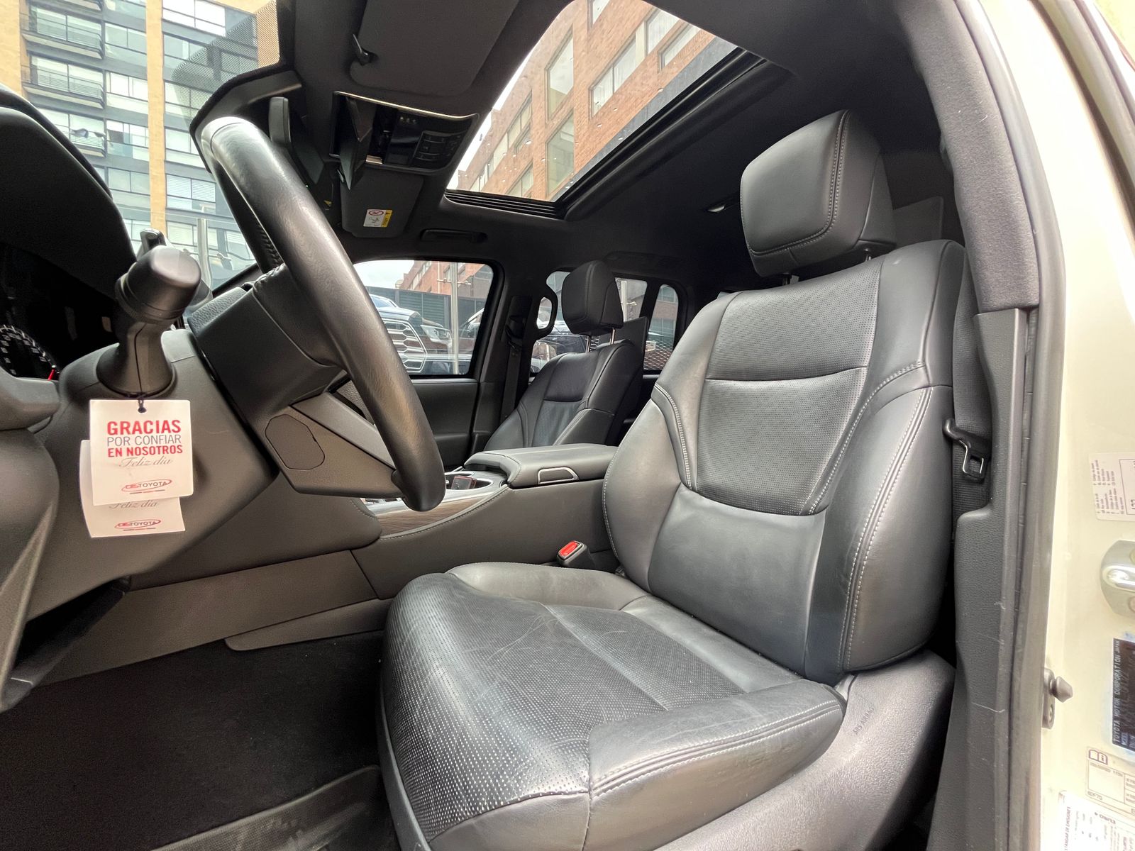 Toyota Land Cruiser 300 Modelo 2023 Blindada - Autos 93