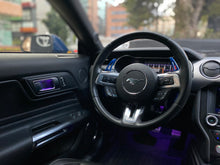 Cargar imagen en el visor de la galería, Ford Mustang GT Modelo 2023
