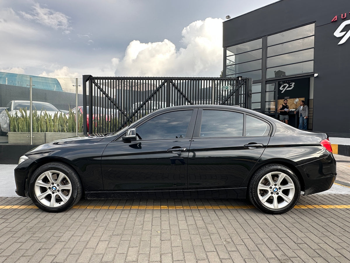 BMW 328i Modelo 2013
