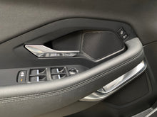 Cargar imagen en el visor de la galería, Jaguar E-Pace S Modelo 2019

