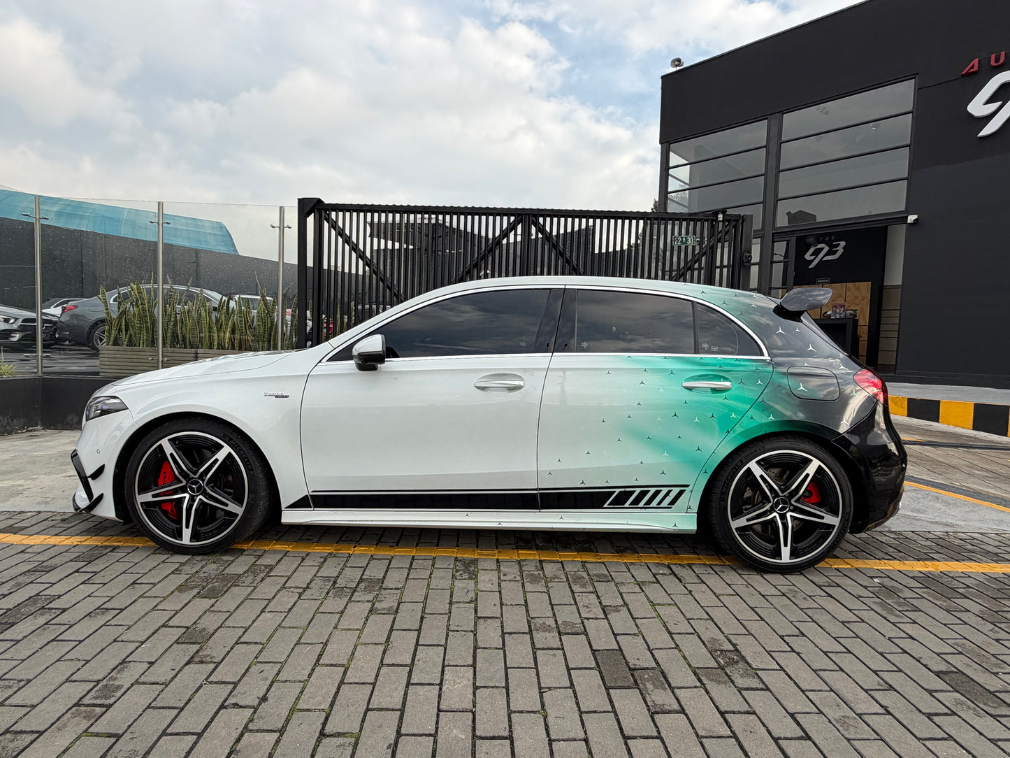 Mercedes Benz A45s AMG Modelo 2023 - Autos 93