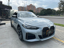 Cargar imagen en el visor de la galería, BMW M440I xDrive Gran Coupé Modelo 2023
