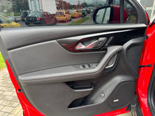 Cargar imagen en el visor de la galería, Chevrolet Blazer RS Modelo 2022
