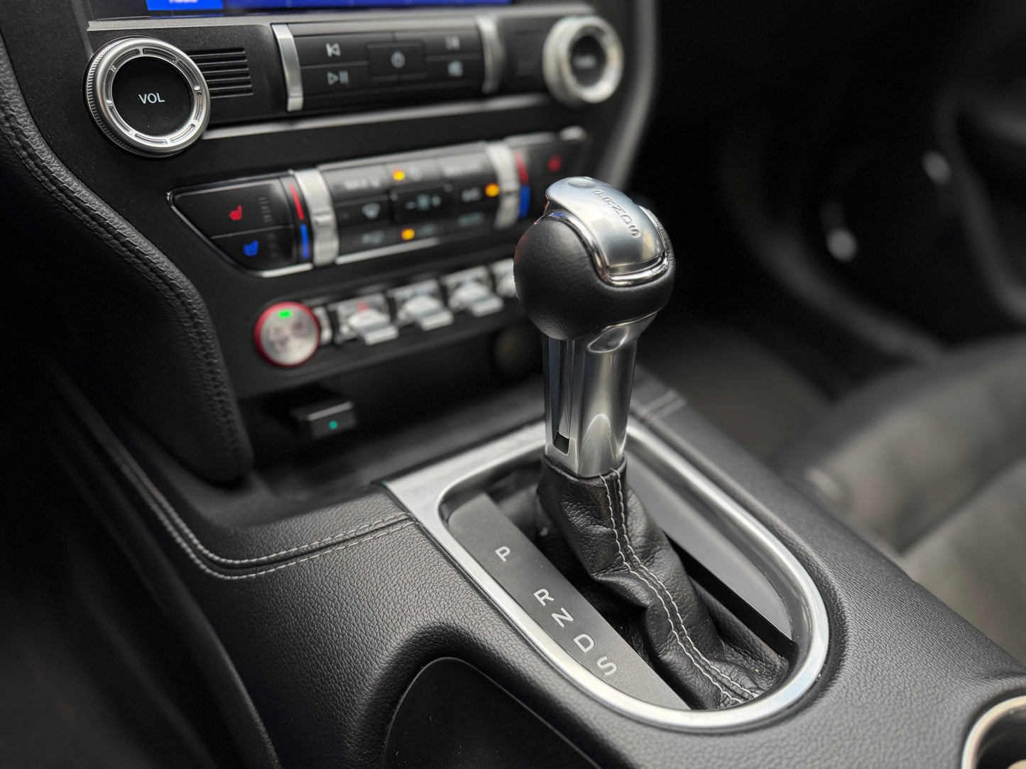 Ford Mustang GT Modelo 2021 - Autos 93
