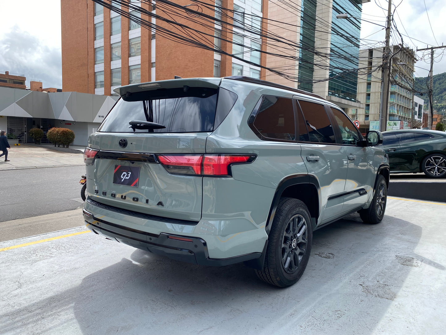 Toyota Sequoia Platinum Hibrida Modelo 2026 (IMPORTACIÓN) - Autos 93