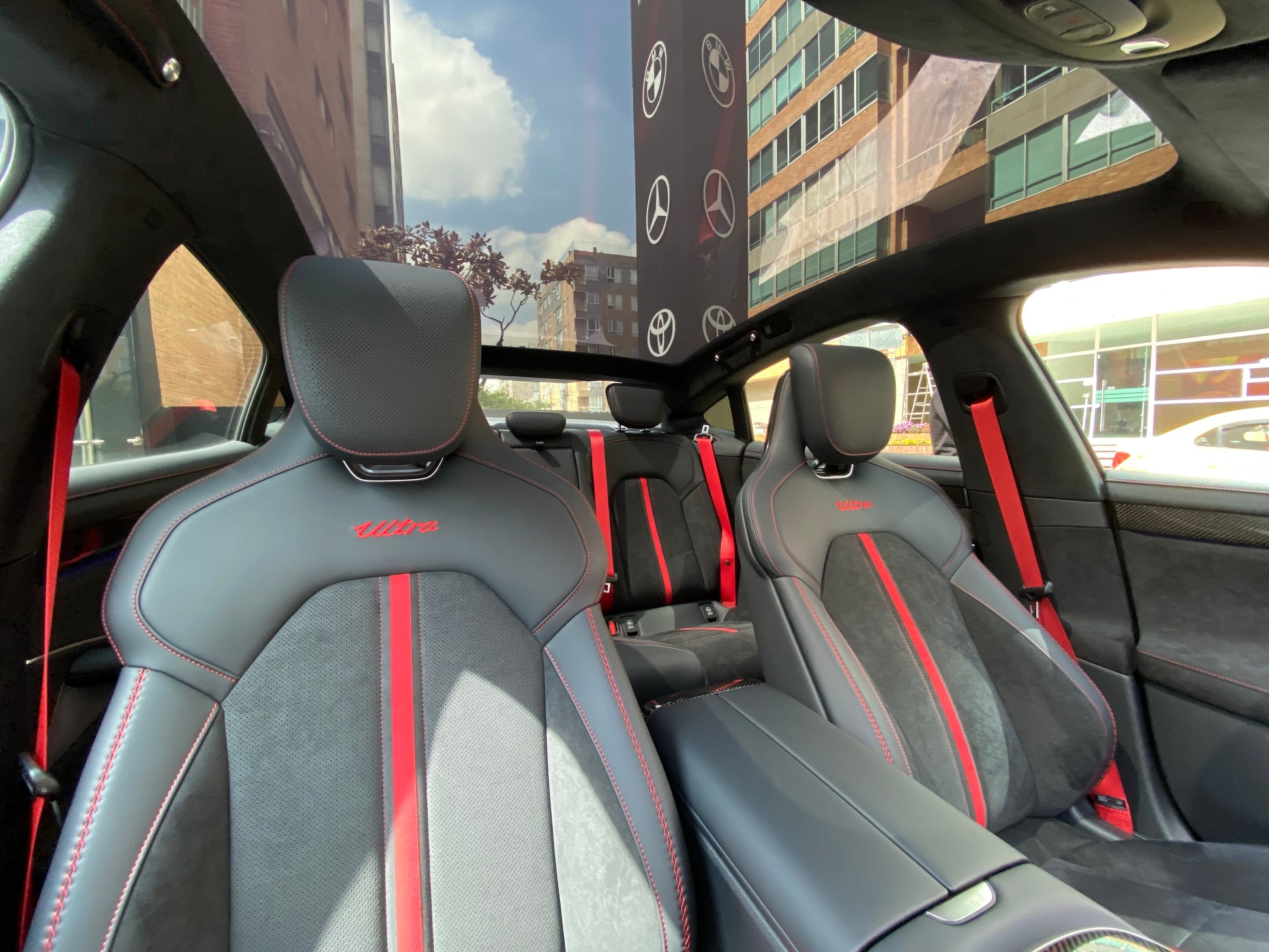 Xiaomi SU7 Ultra Modelo 2025 - Autos 93