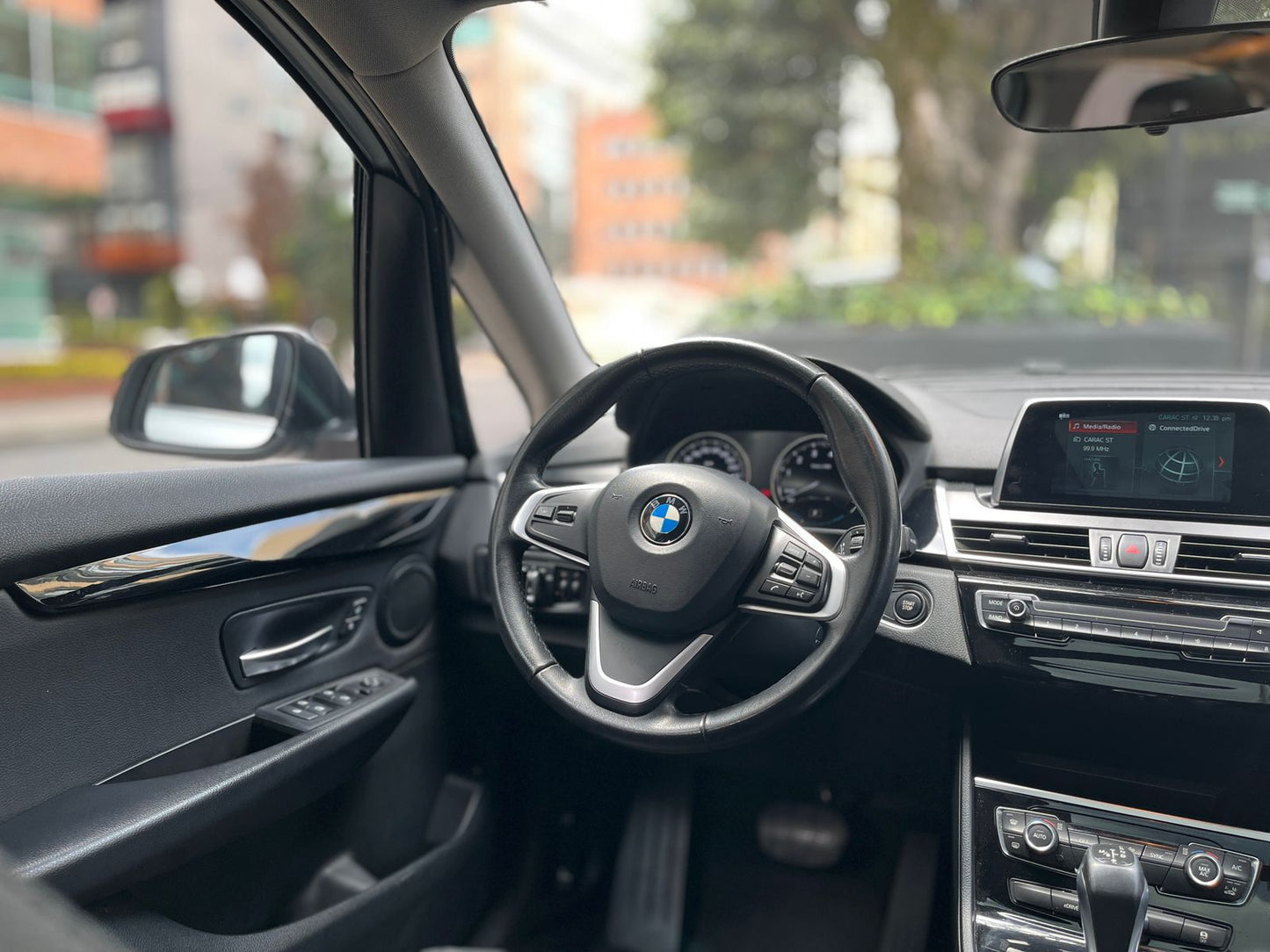 BMW 225xe Active Tourer Modelo 2020