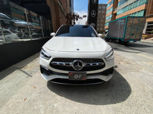 Cargar imagen en el visor de la galería, Mercedes-Benz GLA 200 Modelo 2022
