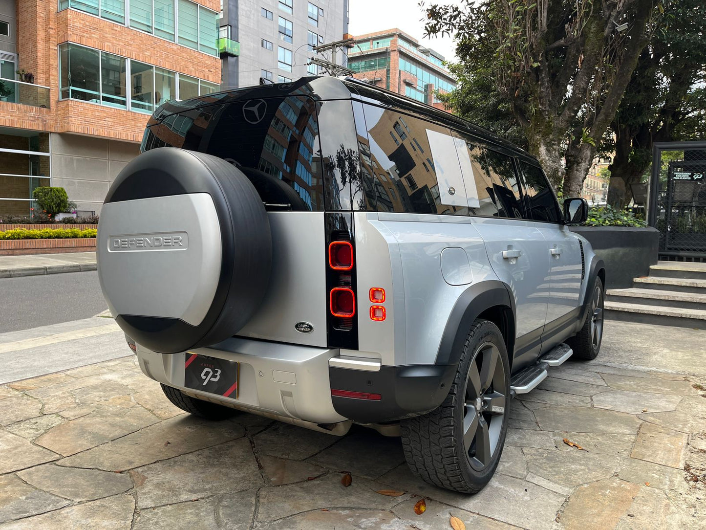 Land Rover Defender First Edition 3.0 MHEV Modelo 2021