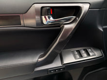 Cargar imagen en el visor de la galería, Lexus GX 460 Modelo 2022
