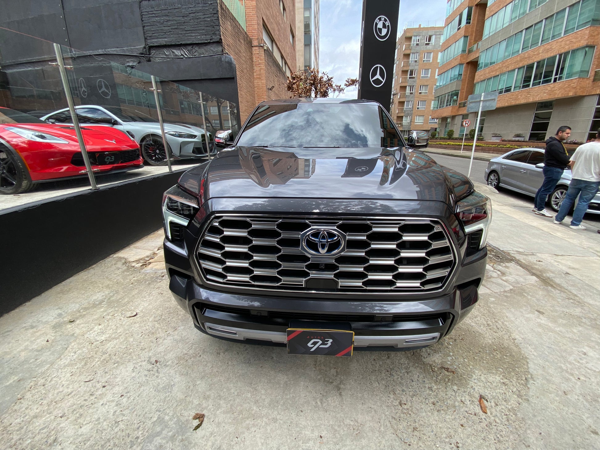 Toyota Sequoia Capstone Hibrida Modelo 2026 (IMPORTACIÓN) - Autos 93