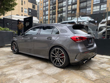 Cargar imagen en el visor de la galería, Mercedes-Benz AMG A35 4MATIC Modelo 2022
