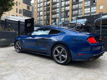 Cargar imagen en el visor de la galería, Ford Mustang GT Modelo 2023
