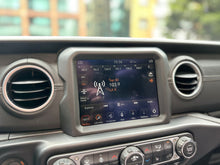 Cargar imagen en el visor de la galería, Jeep Wrangler Rubicon Sahara Modelo 2022
