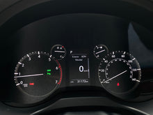 Cargar imagen en el visor de la galería, Lexus GX 460 Modelo 2022
