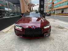 Cargar imagen en el visor de la galería, BMW 420I Cabriolet Modelo 2024
