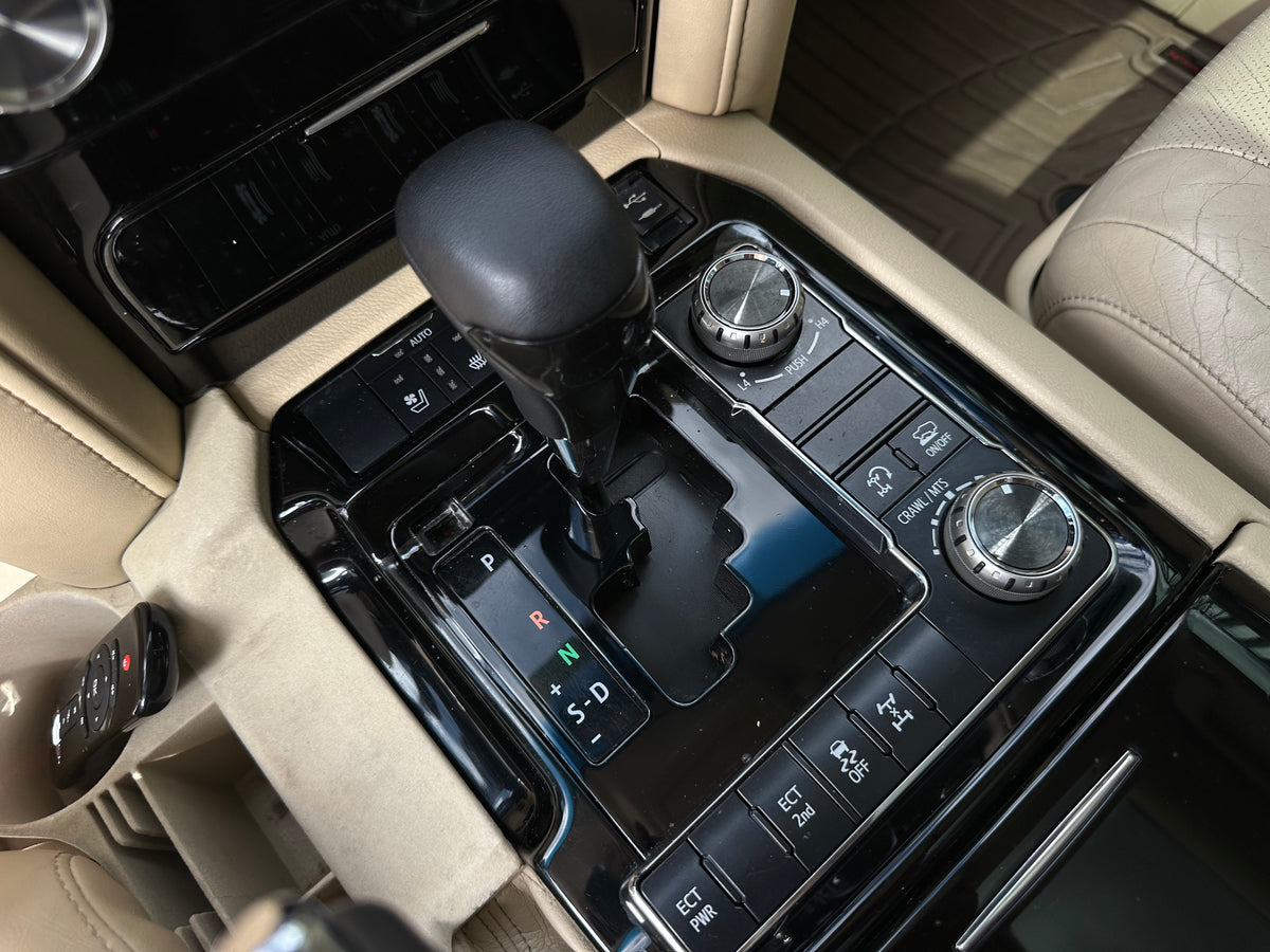 Toyota Land Cruiser 200 VX V8 Executive Lounge modelo 2017 - Autos 93