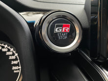 Cargar imagen en el visor de la galería, Toyota Land Cruiser 300 GR Sport Modelo 2024
