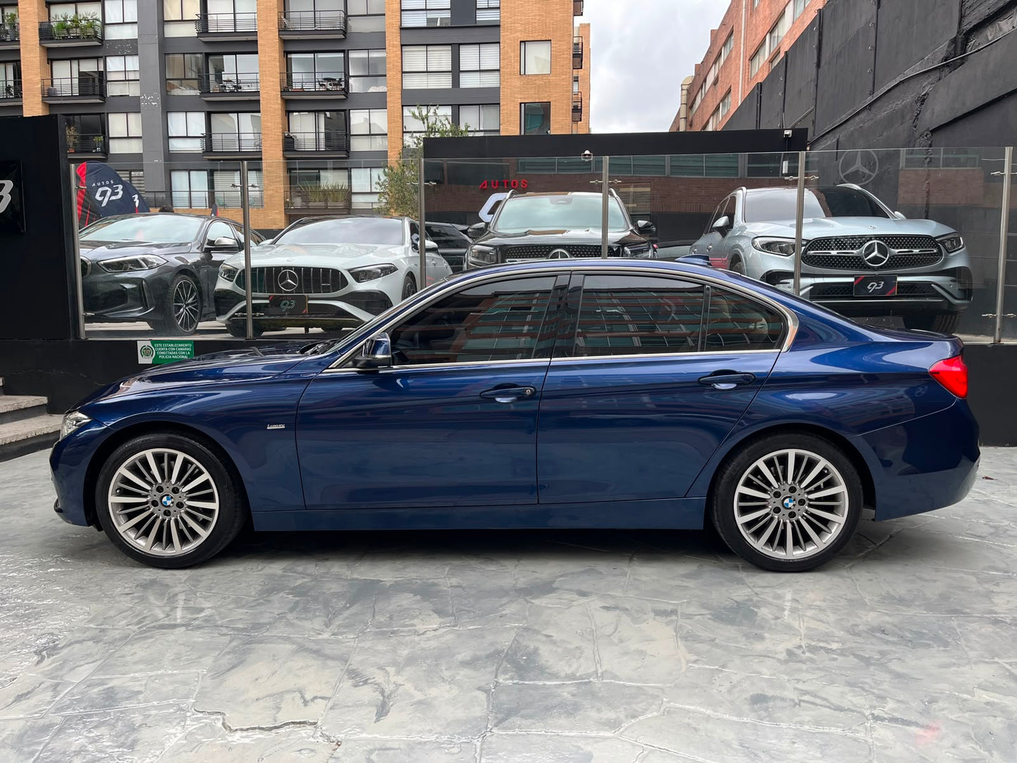 BMW 330i Modelo 2017