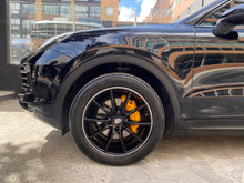 Cargar imagen en el visor de la galería, Porsche Cayenne Coupe Modelo 2022
