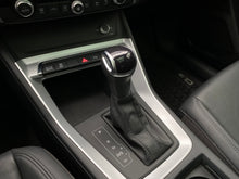 Cargar imagen en el visor de la galería, AUDI Q3 Modelo 2022
