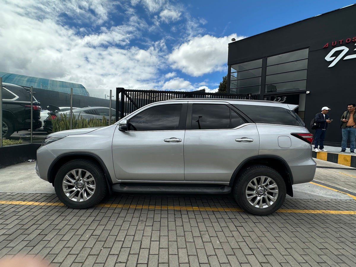 Toyota Fortuner SRV Modelo 2022