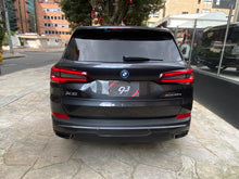 Cargar imagen en el visor de la galería, BMW X5 xDrive45E Blindada Modelo 2022
