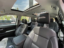 Cargar imagen en el visor de la galería, Chevrolet Traverse High Country Modelo 2020
