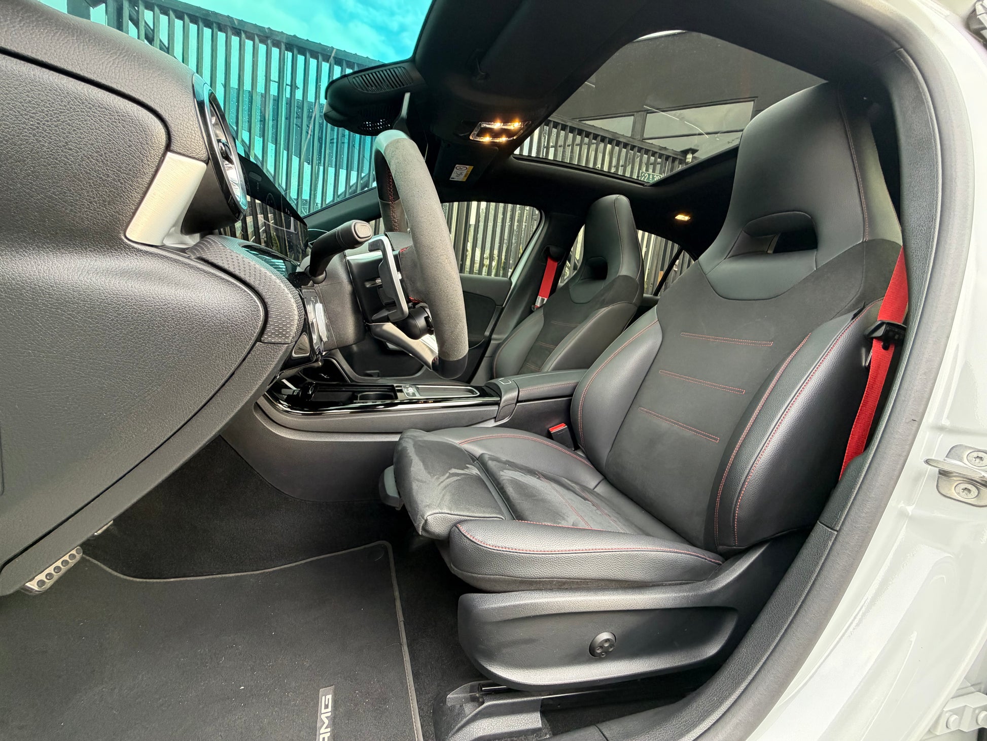 Mercedes Benz A45s AMG Modelo 2023 - Autos 93