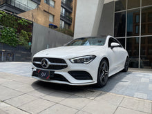 Cargar imagen en el visor de la galería, Mercedes-Benz CLA 180 Modelo 2020
