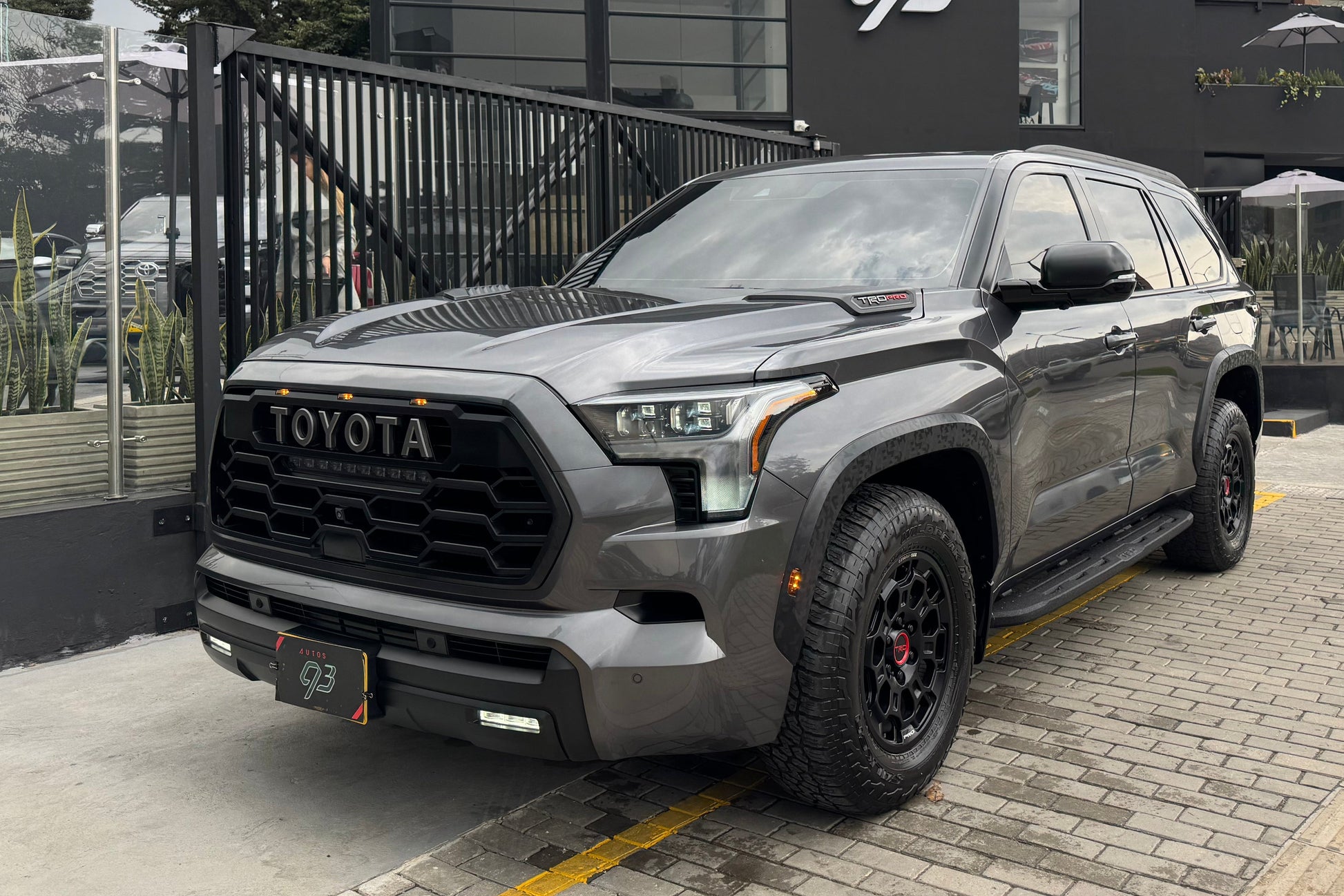Toyota Sequoia TRD PRO Hibrida Modelo 2026 (IMPORTACIÓN) - Autos 93