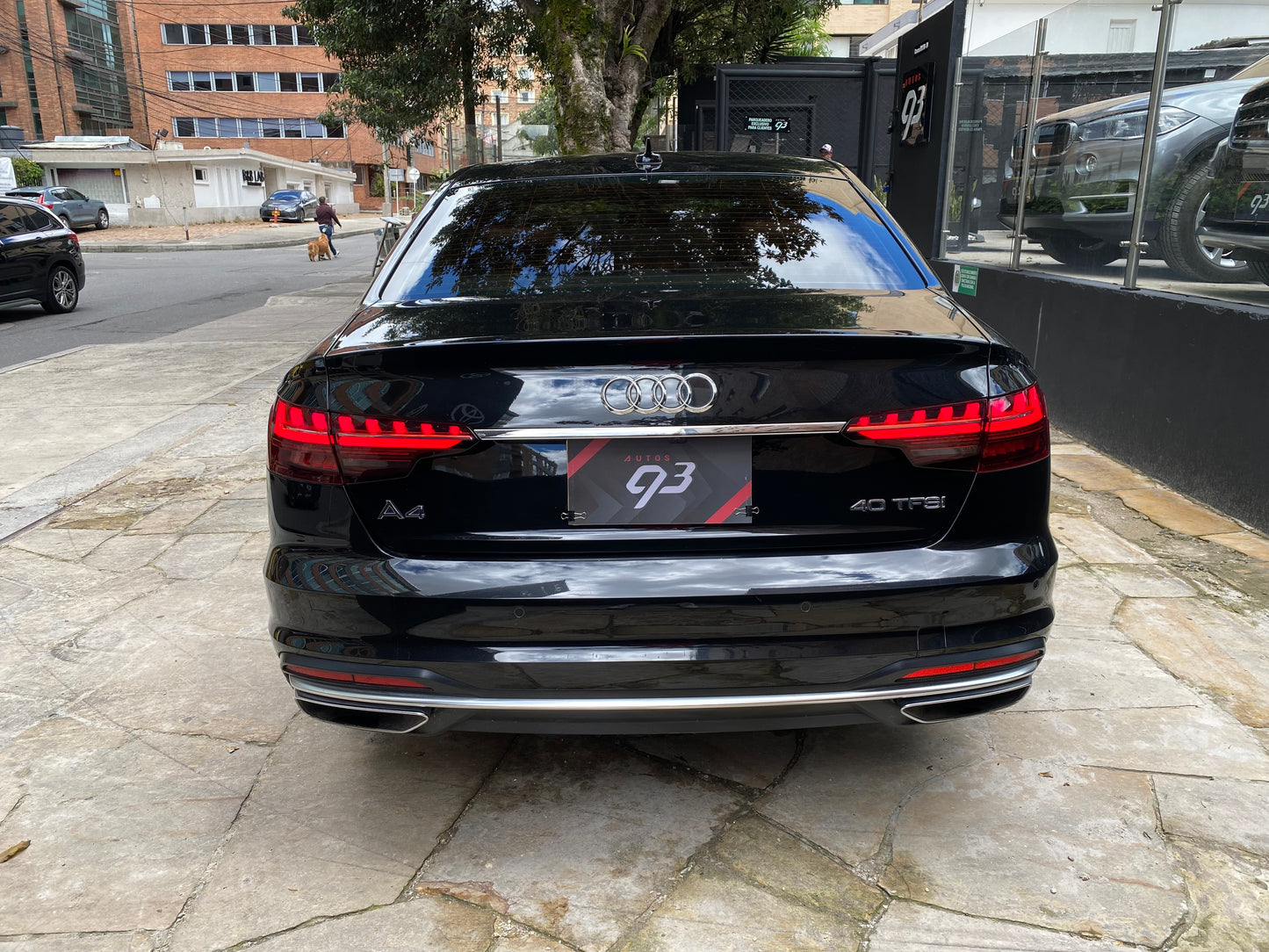Audi A4 40 TFSI Hibrido Unique Edition Modelo 2023 - Autos 93