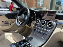 Cargar imagen en el visor de la galería, Mercedes-Benz C200 Cabriolet Modelo 2019
