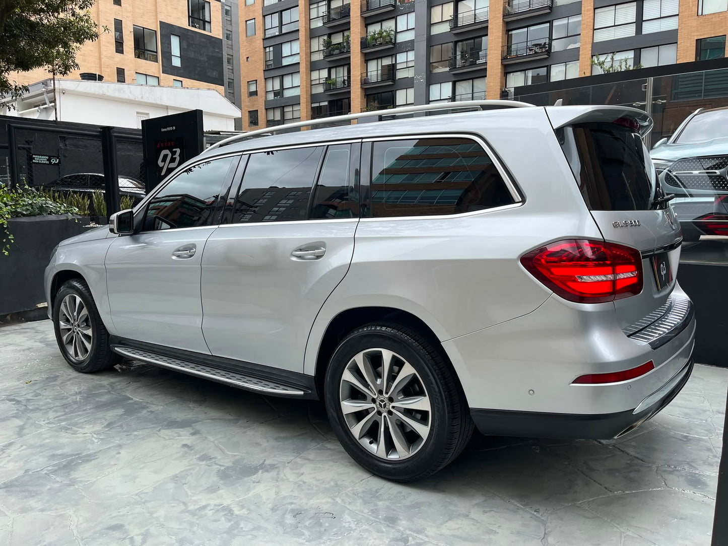 Mercedes-Benz GLS 500 4MATIC Modelo 2019