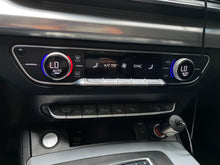 Cargar imagen en el visor de la galería, AUDI Q5 45 TFSI Modelo 2019
