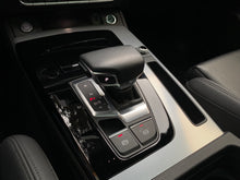 Cargar imagen en el visor de la galería, Audi Q5 Sportback Híbrida Modelo 2023
