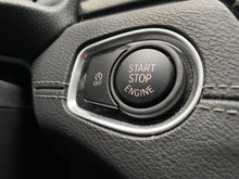 Cargar imagen en el visor de la galería, BMW X1 sDrive18I Modelo 2021
