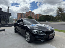 Cargar imagen en el visor de la galería, BMW M240I Coupé Modelo 2018
