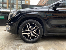 Cargar imagen en el visor de la galería, Mercedes-Benz GLA 200 Modelo 2018
