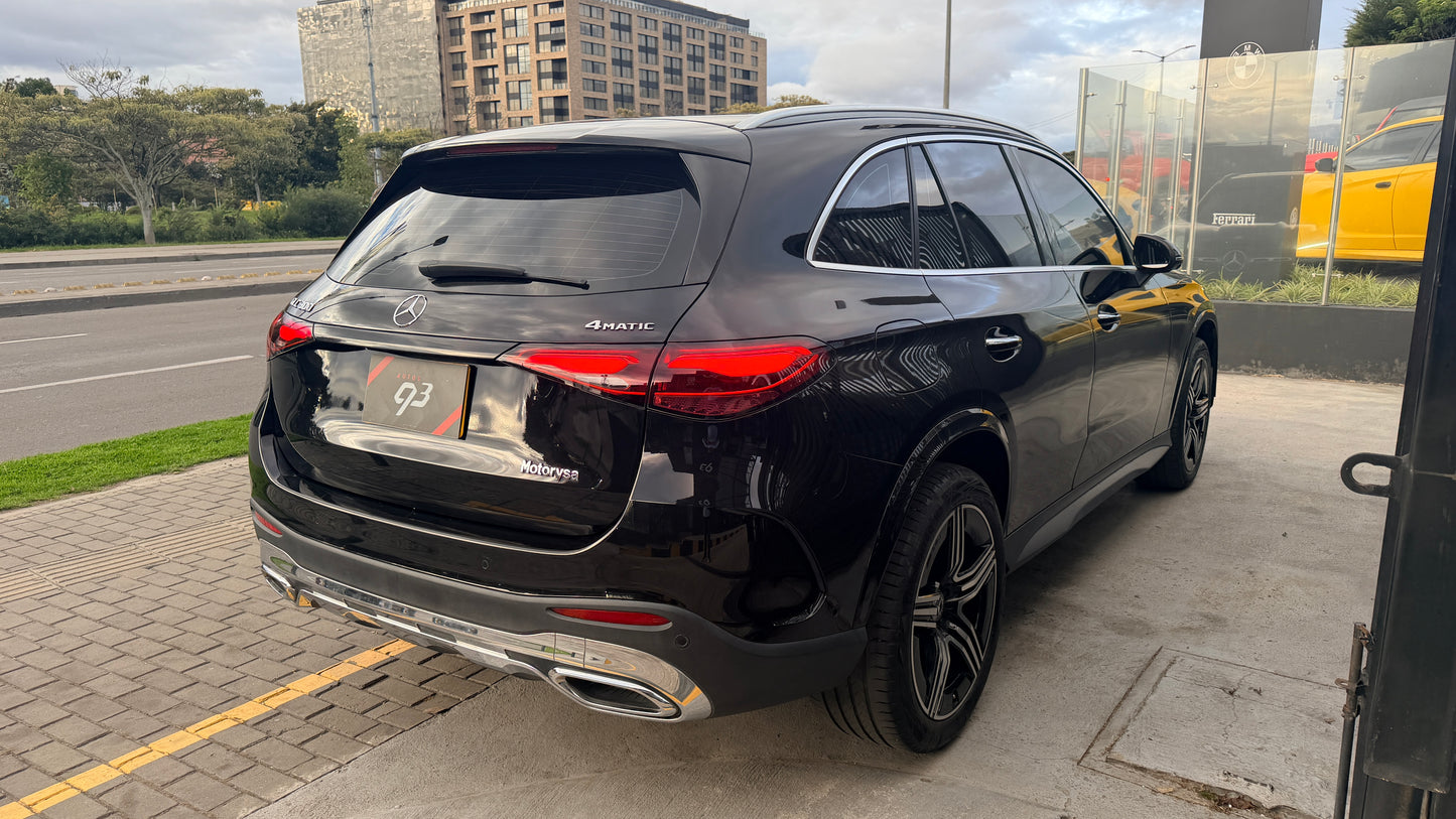 Mercedes Benz GLC300 4Matic Modelo 2025 - Autos 93