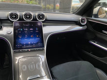 Cargar imagen en el visor de la galería, Mercedes-Benz C200 Híbrido Modelo 2023

